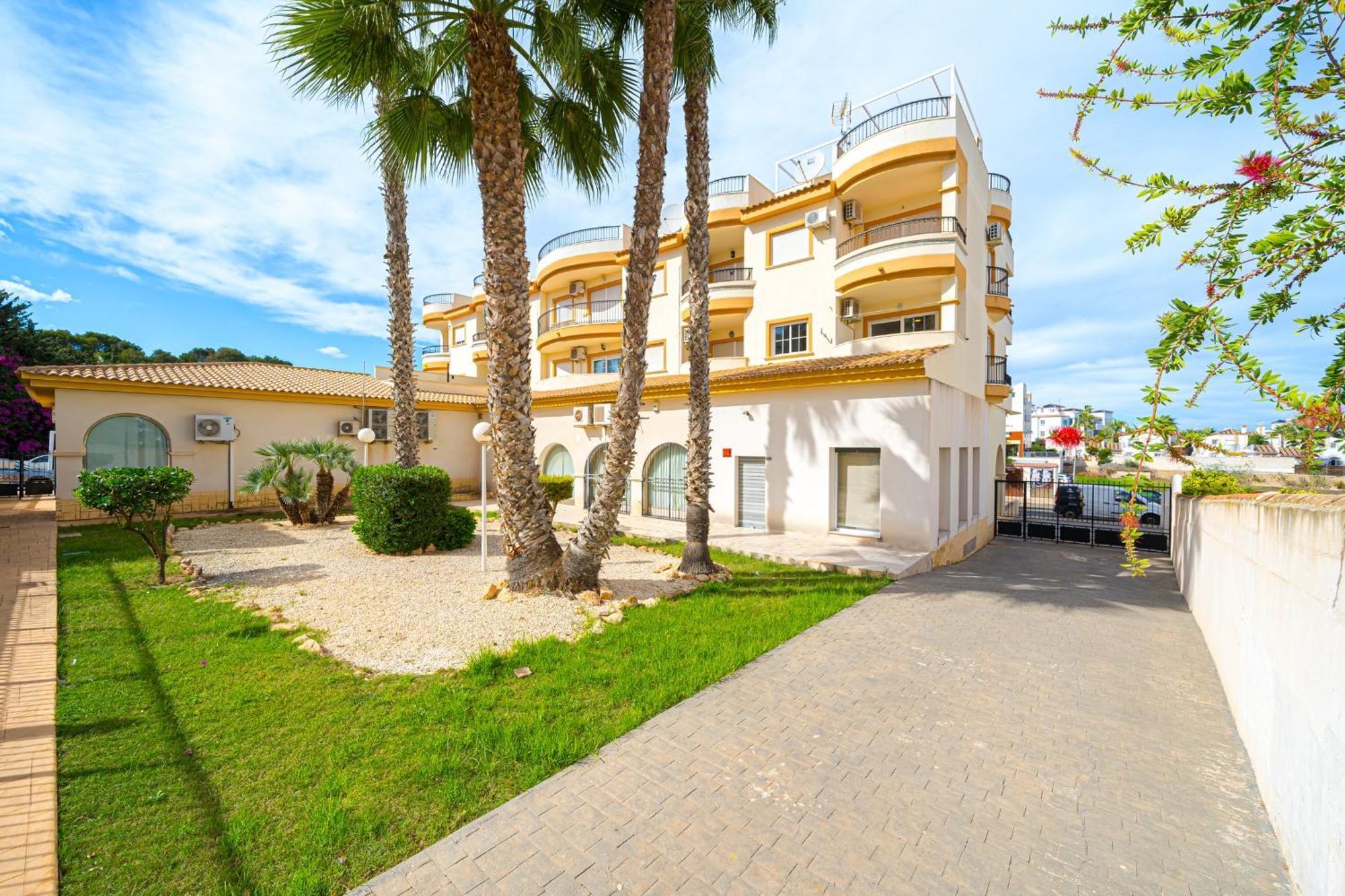 Villamartin Apartment. Excellent Location For Golfers, Cyclists And Hikers Zewnętrze zdjęcie